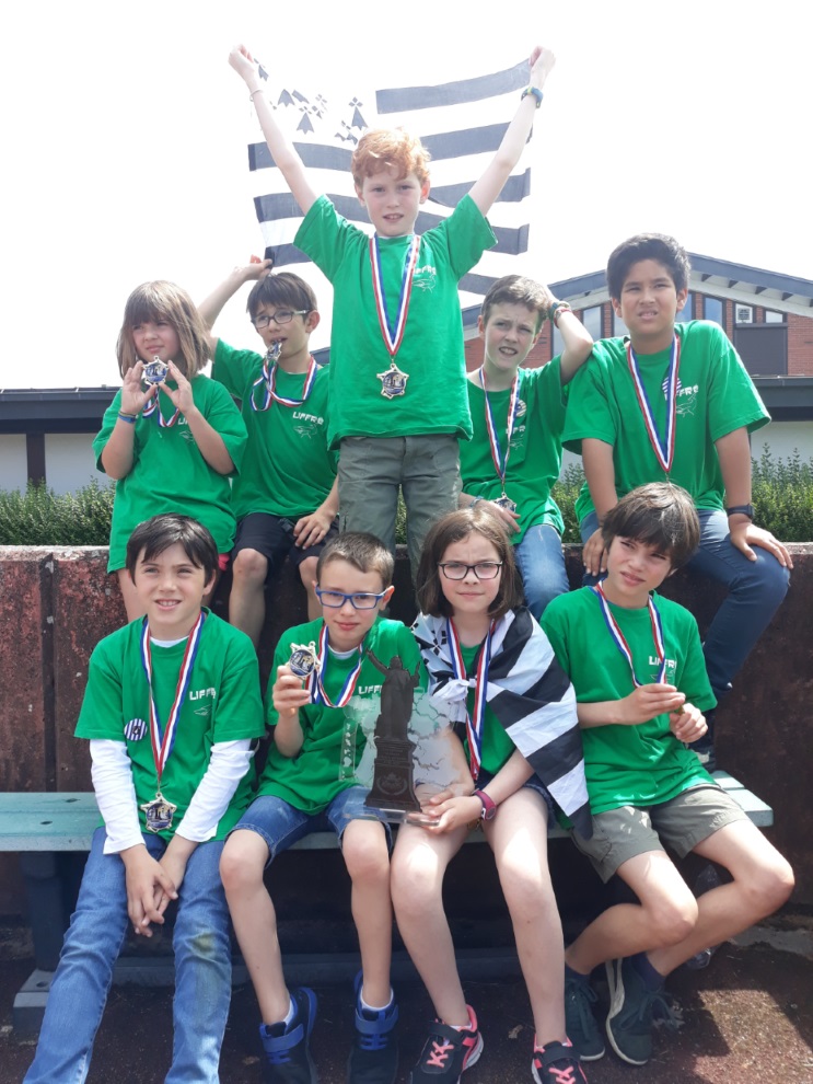 L'équipe de l'école publique de Liffré